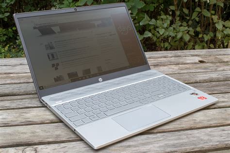 HP Pavilion Plus 14-eh1000